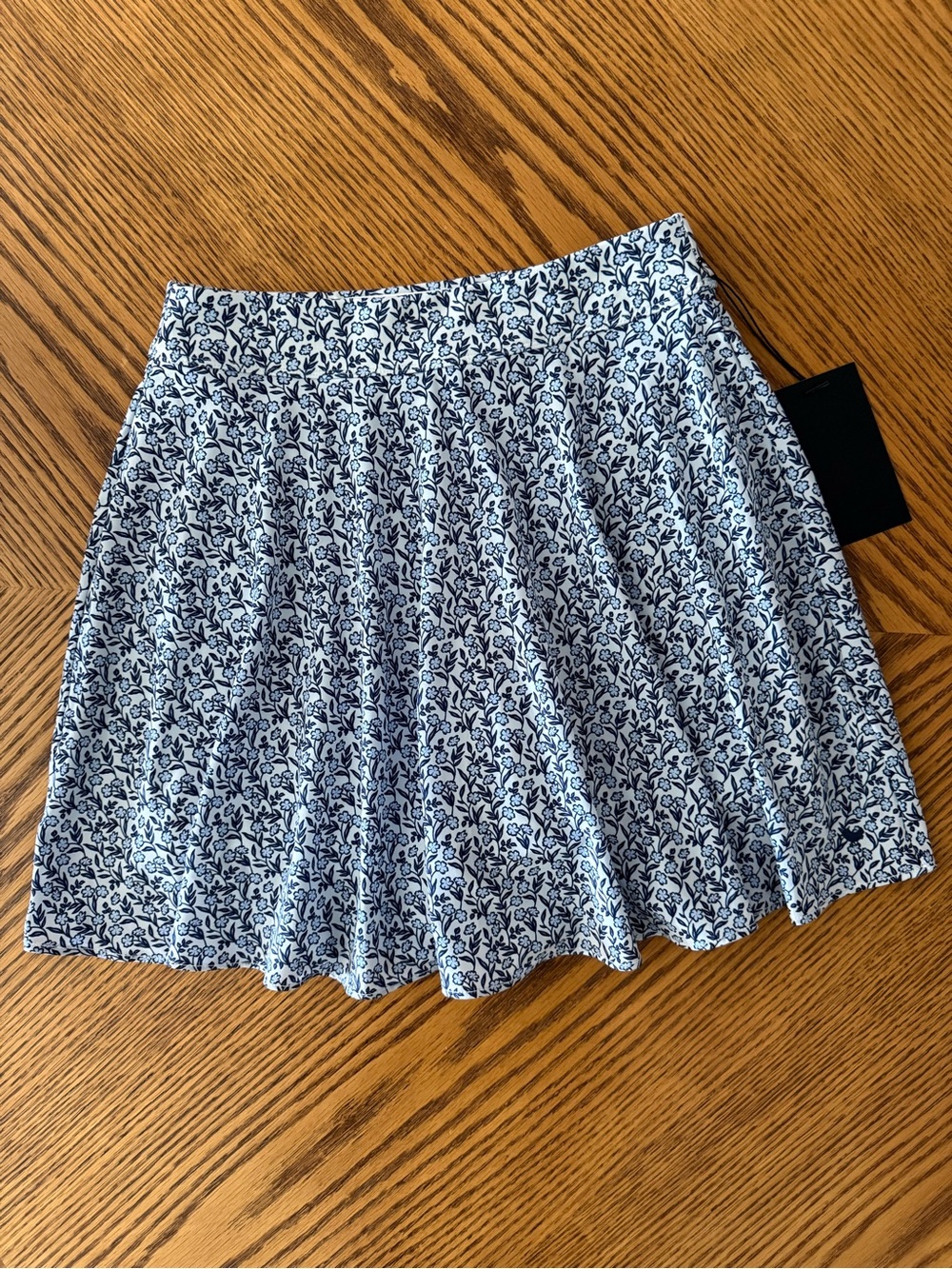 BAD BIRDIE Exec Skort - Blue Floral Print - Picture 2 of 7